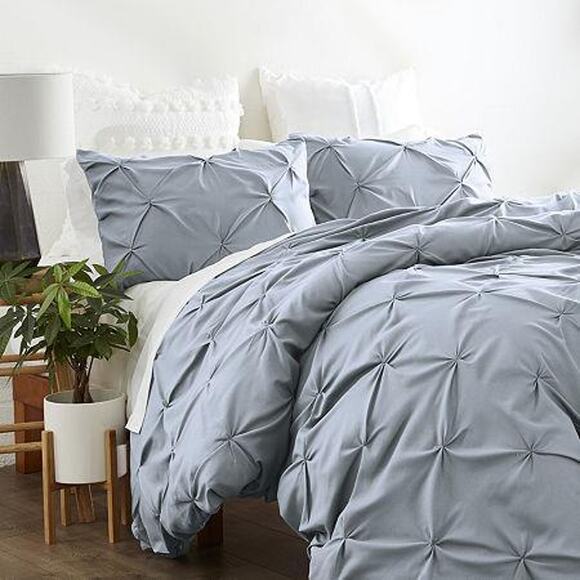ienjoy Home Blue Ultra Soft Microfiber Pinch Pleat King Duvet Cover Set - Picture 1 of 5